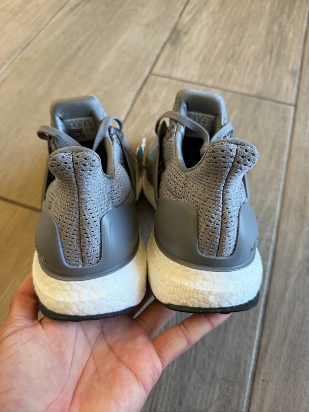 Adidas Ultraboost 1.0 ( no original box )